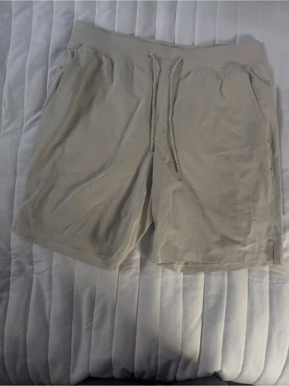 lululemon athletica Men's Light Beige Athletic Shorts